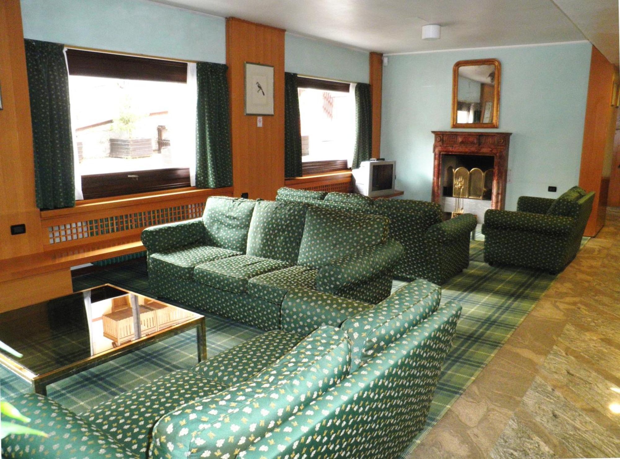 Residence Hotel Sport Campiglio Madonna Exteriör bild