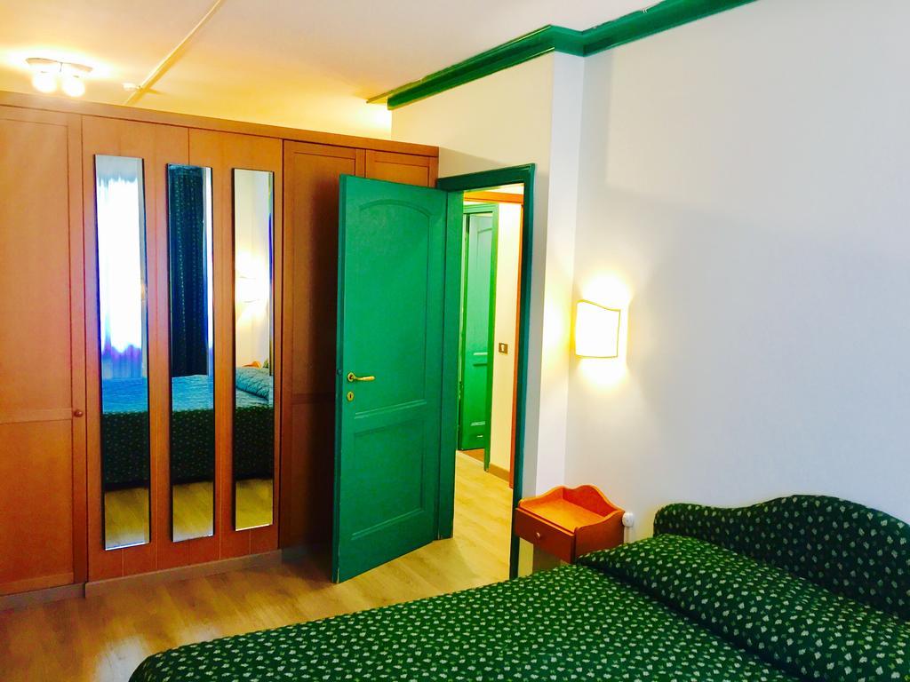 Residence Hotel Sport Campiglio Madonna Exteriör bild