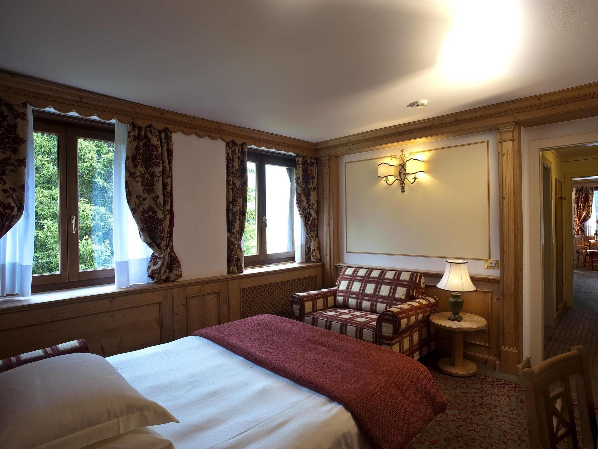 Residence Hotel Sport Campiglio Madonna Exteriör bild