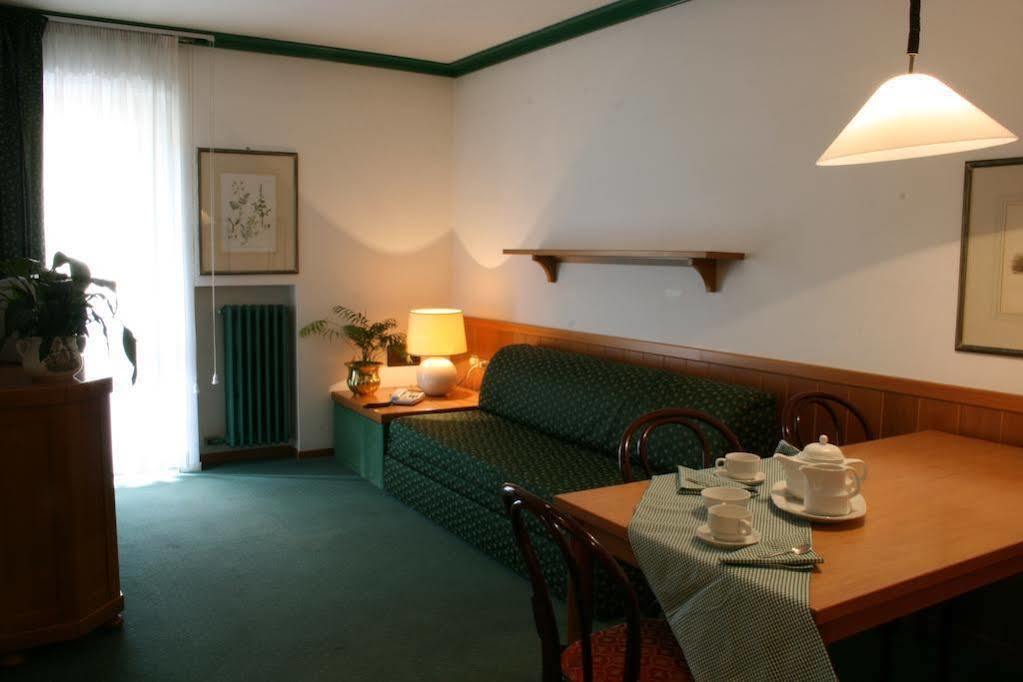 Residence Hotel Sport Campiglio Madonna Exteriör bild